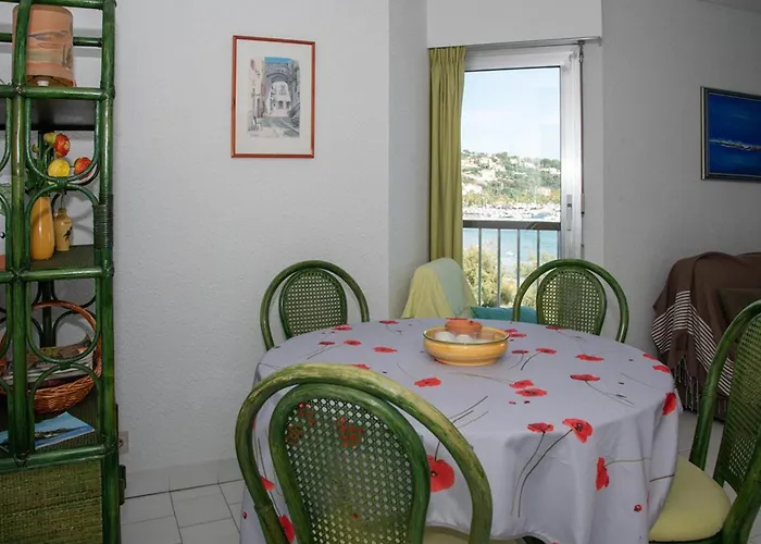 Location T2 Au Lavandou, Et Parking Prive, Pour 4 Pers - Fr-1-803-47 아파트 *