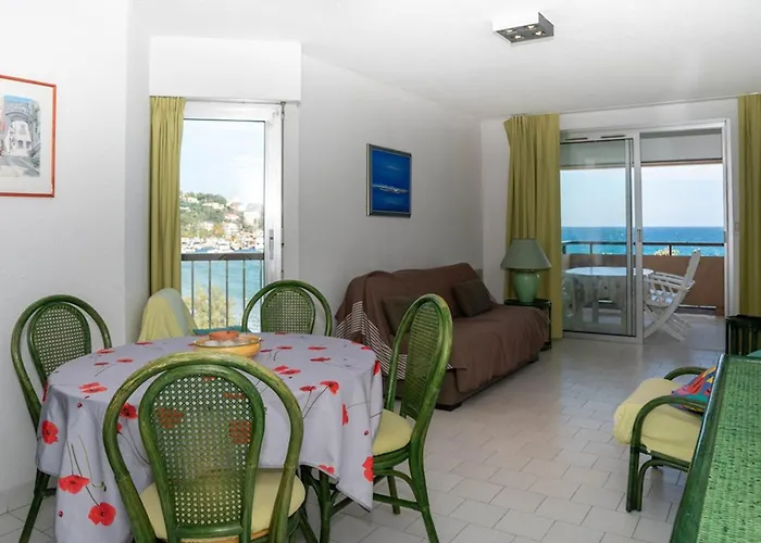 Location T2 Au Lavandou, Et Parking Prive, Pour 4 Pers - Fr-1-803-47 Apartman Le Lavandou